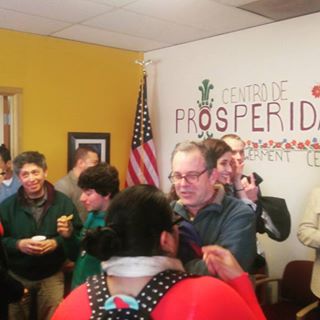 Centro de prosperidad has their grand opening RIGHT NOW! Come down to see the great work in #DowntownHillsboro at 400 E. Main @cityofhillsboro