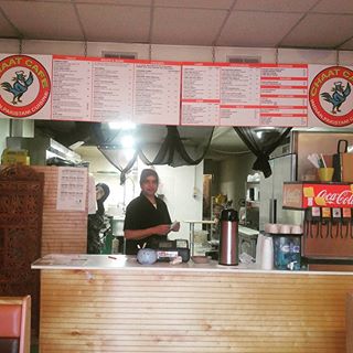 Have you tried Chaat Café on 3rd Ave in #DowntownHillsboro? They offer Indian Pakistani cuisine and bottomless chai!